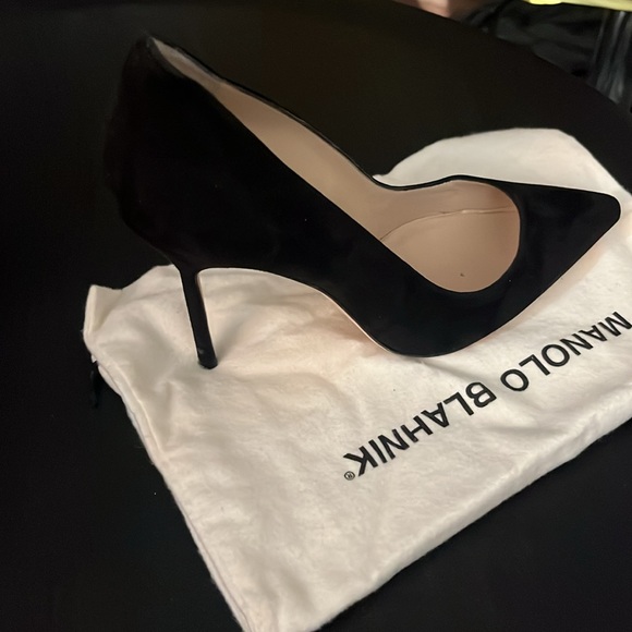 Manolo Blahnik BB black suede 7.5 - Picture 2 of 6